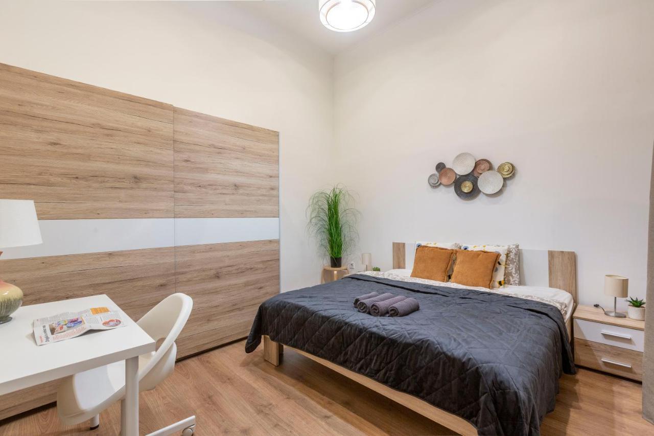 Cozy & Pleasant Homes In The Heart Of Budapesta Exterior foto