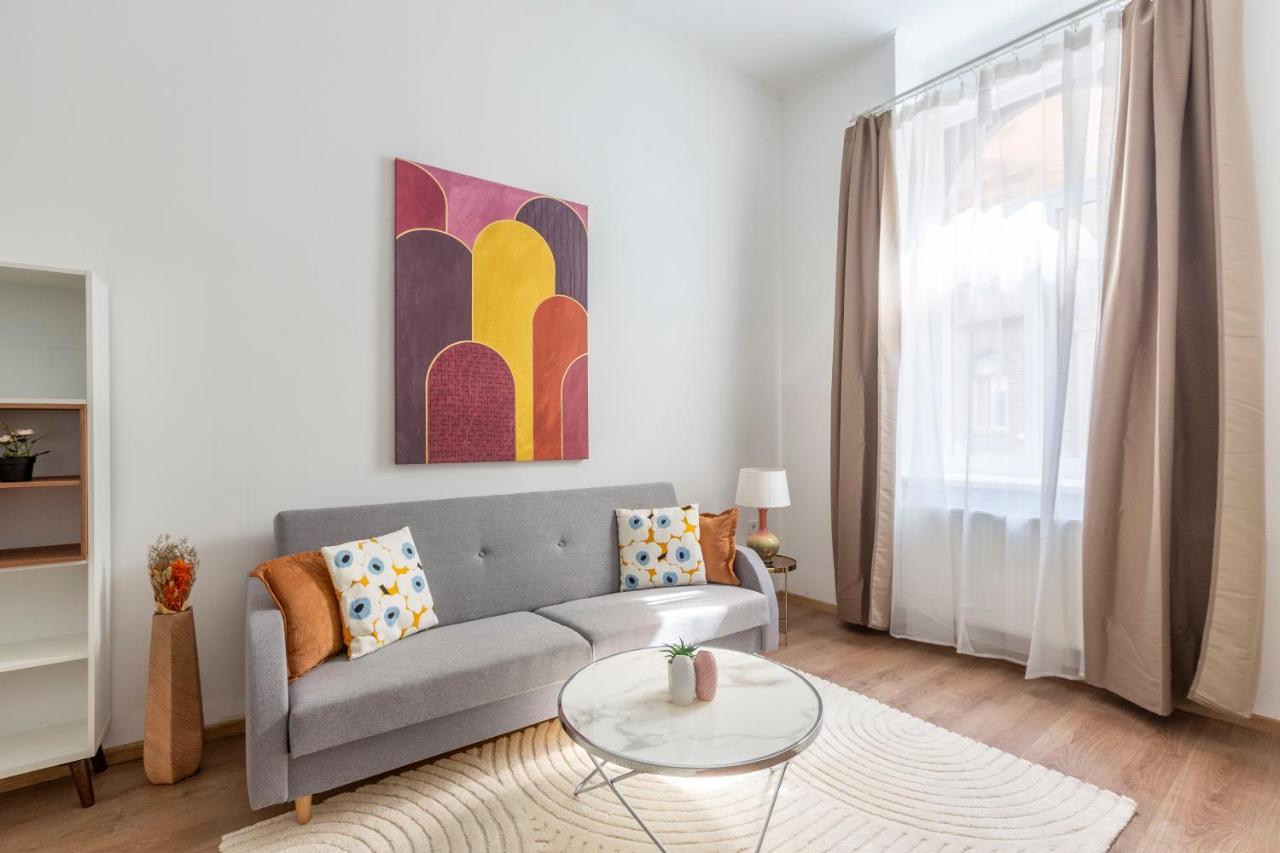 Cozy & Pleasant Homes In The Heart Of Budapesta Exterior foto